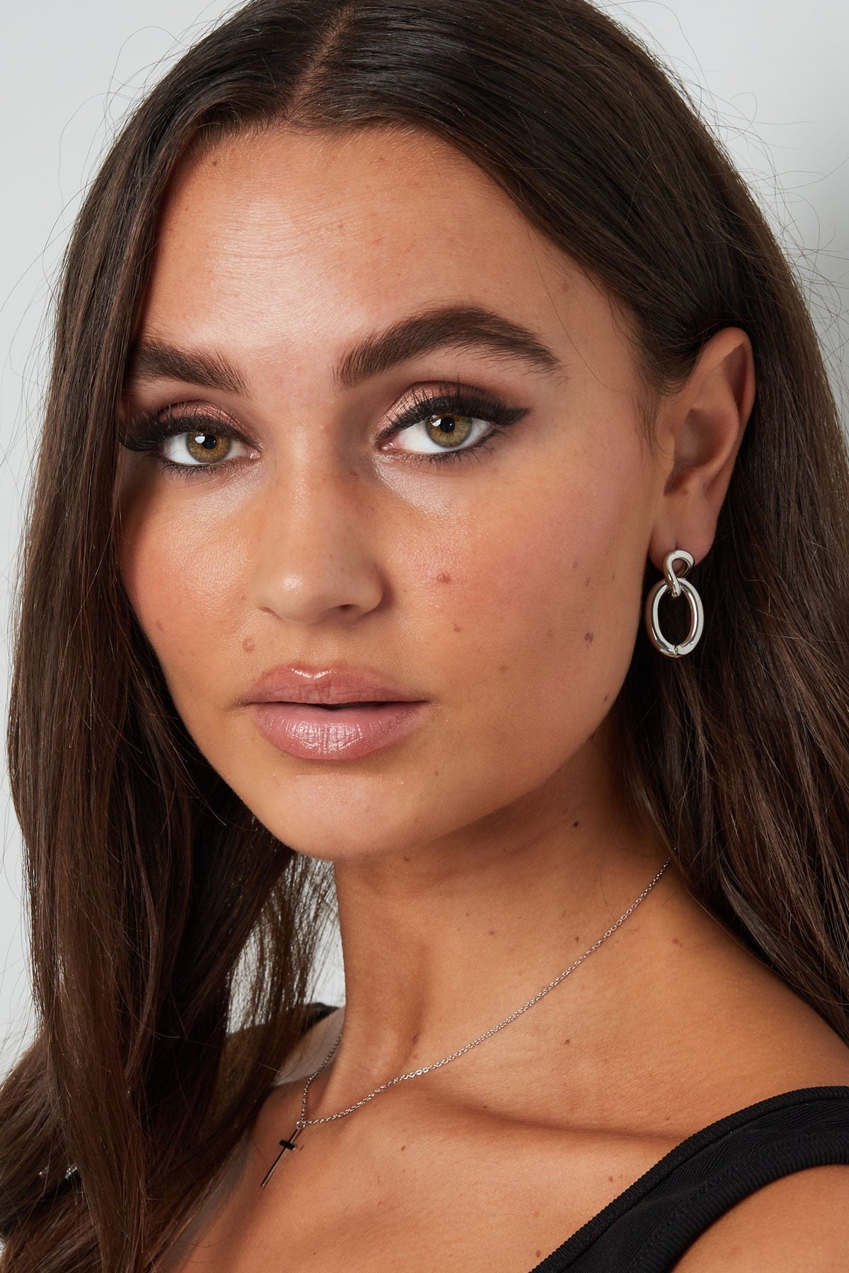 Tiny Chain Earrings