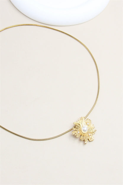 Fleur Necklace
