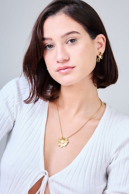 Fleur Necklace