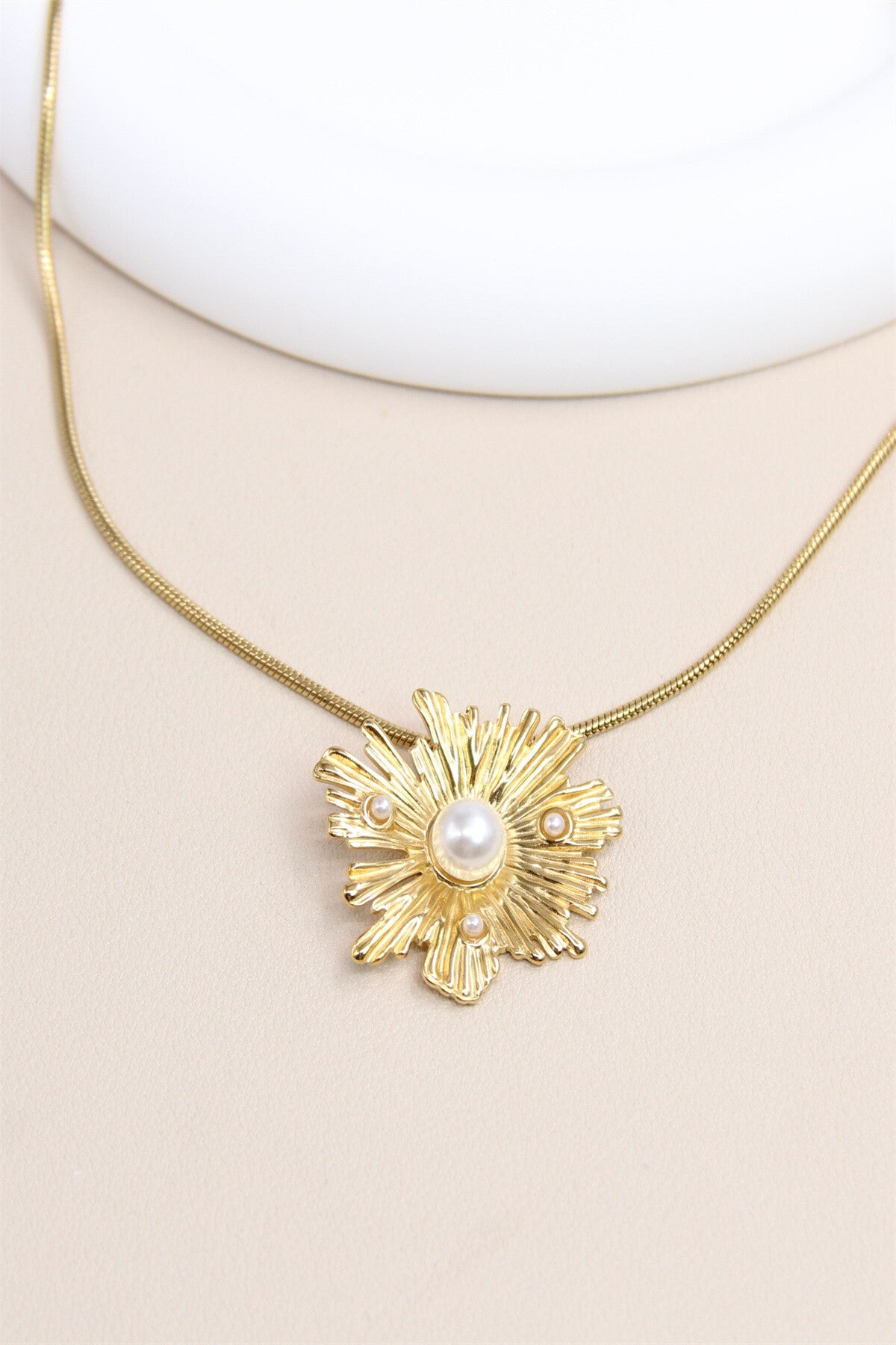 Fleur Necklace